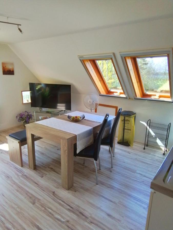 Haus Im Wind Apartment Putbus Exterior foto