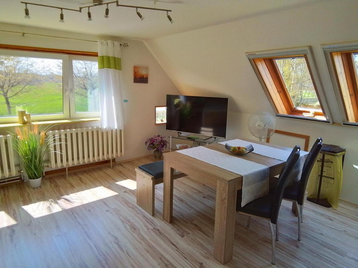 Haus Im Wind Apartment Putbus Exterior foto